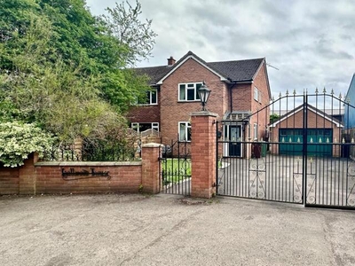 2 Bedroom Semi-detached House For Sale In Ledbury
