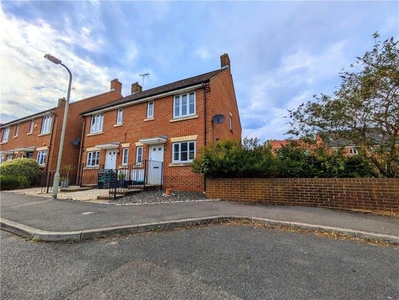 2 Bedroom Semi-detached House For Sale In Shinfield