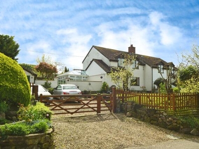 2 Bedroom Semi-detached House For Sale In Warminster