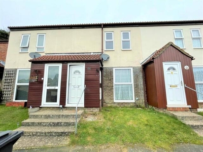 2 Bedroom Terraced House For Rent In St Leonards-on-sea