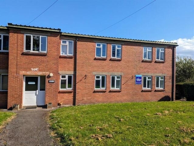 3 Bedroom Apartment For Rent In Caerwent