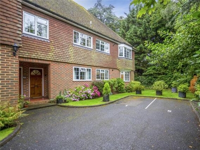 3 Bedroom Apartment For Sale In Beaconsfield, Buckinghamshire