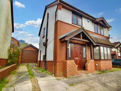3 Bedroom Detached House For Rent In Clayton