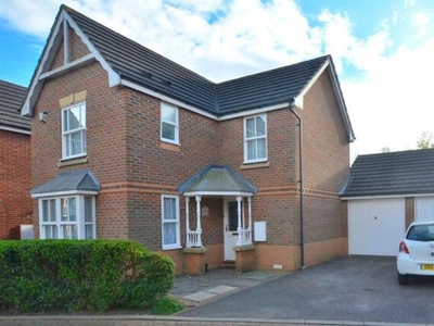 3 Bedroom Detached House For Rent In Loughton