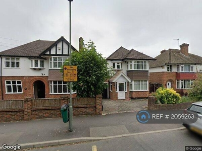 3 Bedroom Detached House For Rent In Orpington