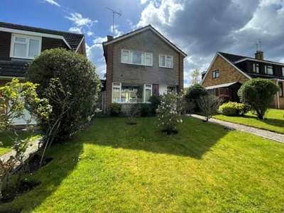 3 Bedroom Detached House For Sale In Bagshot, Surrey