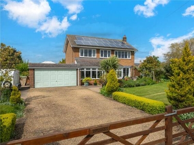 3 Bedroom Detached House For Sale In Bourne, Lincolnshire