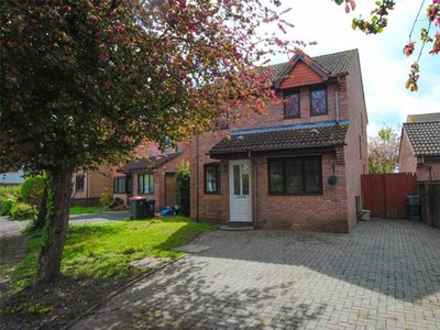 3 Bedroom Detached House For Sale In Marshfield, Cardiff