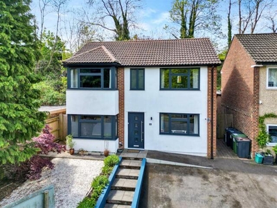 3 Bedroom Detached House For Sale In Shortlands