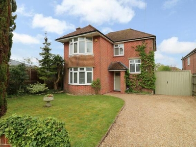 3 Bedroom Detached House For Sale In West End