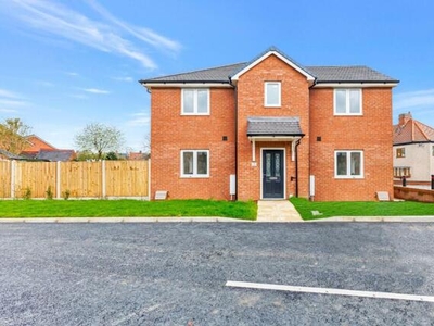 3 Bedroom End Of Terrace House For Sale In Fletchers Gate, Off Plough Hill Road