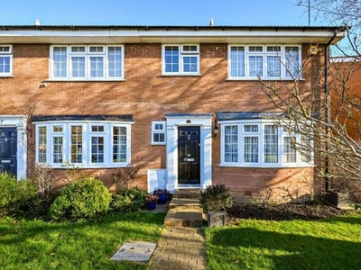 3 Bedroom End Of Terrace House For Sale In Hampton