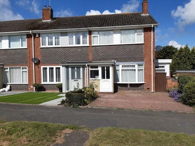 3 Bedroom End Of Terrace House For Sale In Horninglow, Burton-on-trent