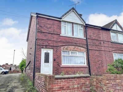 3 Bedroom End Of Terrace House For Sale In Rotherham, South Yorkshire