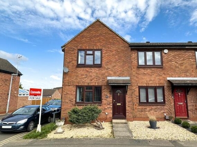 3 Bedroom End Of Terrace House For Sale In Slip End