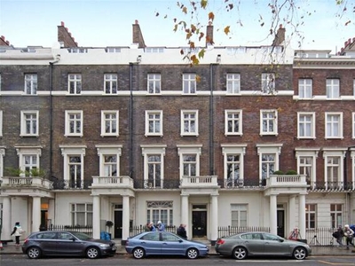 3 Bedroom Flat For Sale In Bayswater