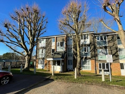 3 Bedroom Flat For Sale In Hemel Hempstead, Hertfordshire