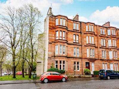 3 Bedroom Flat For Sale In Ibrox, Glasgow