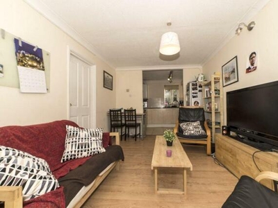 3 Bedroom Flat For Sale In Victoria Park, Manchester