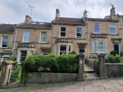 3 Bedroom House For Rent In Bath