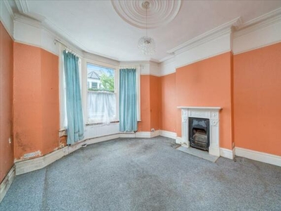 3 Bedroom House For Sale In London