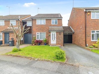 3 Bedroom Link Detached House For Sale In Leighton Buzzard, Bedfordshire
