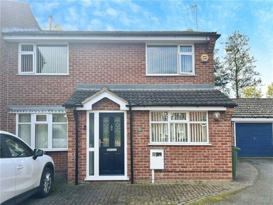 3 Bedroom Link Detached House For Sale In Loughborough