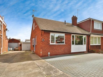 3 Bedroom Semi-detached Bungalow For Sale In Keyingham, Hull