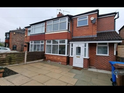 3 Bedroom Semi-detached House For Rent In Cheadle