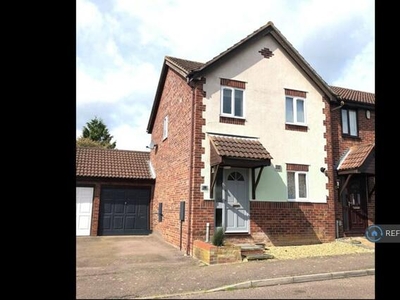 3 Bedroom Semi-detached House For Rent In Huntingdon