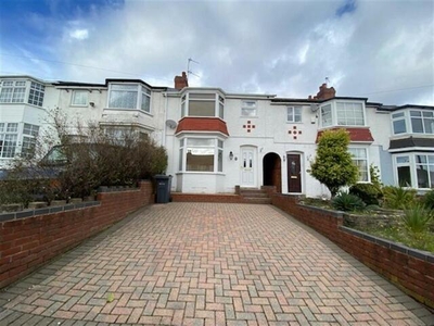 3 Bedroom Semi-detached House For Rent In Quinton, Birmingham