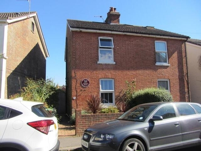3 Bedroom Semi-detached House For Rent In Tunbridge Wells