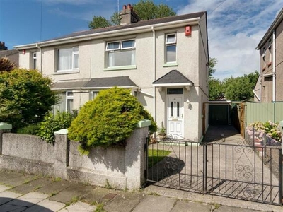 3 Bedroom Semi-detached House For Sale In Beacon Park