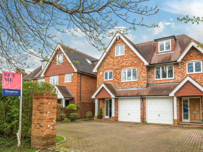 3 Bedroom Semi-detached House For Sale In Beaconsfield
