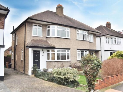 3 Bedroom Semi-detached House For Sale In Bromley, Kent