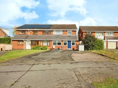 3 Bedroom Semi-detached House For Sale In Leamington Spa, Warwickshire