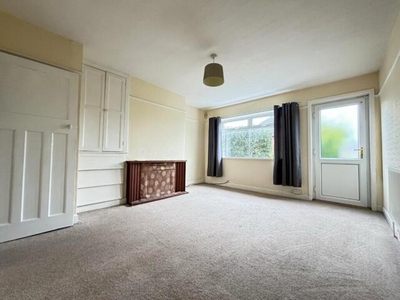 3 Bedroom Terraced House For Rent In Burley, Leeds