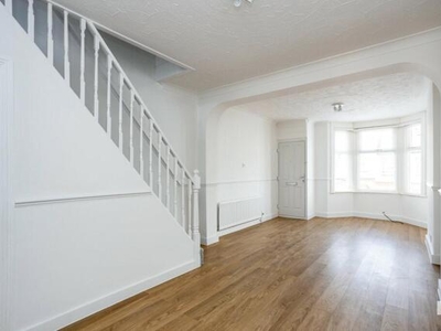 3 Bedroom Terraced House For Rent In Chatham