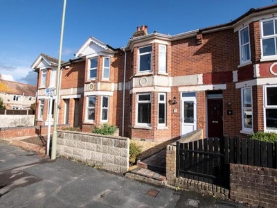 3 Bedroom Terraced House For Rent In Eastleigh