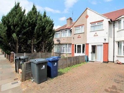 3 Bedroom Terraced House For Rent In Greenford