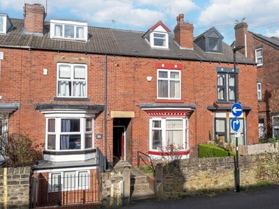 3 Bedroom Terraced House For Sale In Highfield