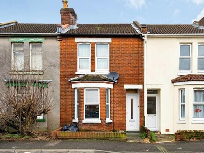 3 Bedroom Terraced House For Sale In Southampton, Hampshire