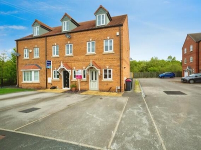 3 Bedroom Town House For Sale In Wath-upon-dearne