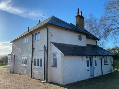 4 Bedroom Detached House For Rent In Buckland, Buntingford