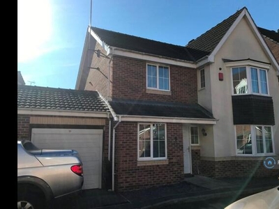 4 Bedroom Detached House For Rent In Mansfield