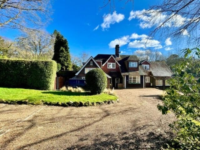 4 Bedroom Detached House For Rent In Oxted, Surrey