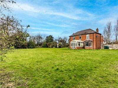 4 Bedroom Detached House For Sale In Barnsley, West Yorkshire