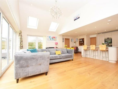 4 Bedroom Detached House For Sale In Bicton