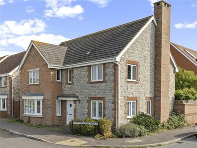 4 Bedroom Detached House For Sale In Bognor Regis, West Sussex
