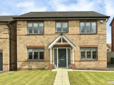 4 Bedroom Detached House For Sale In Clipstone Village